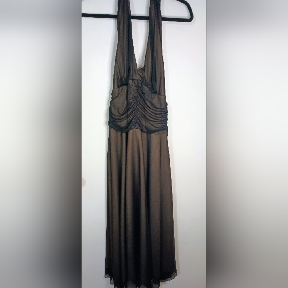 Connected Woman Elegant Black Backless Evening Dress Size 12. - Picture 12 of 14